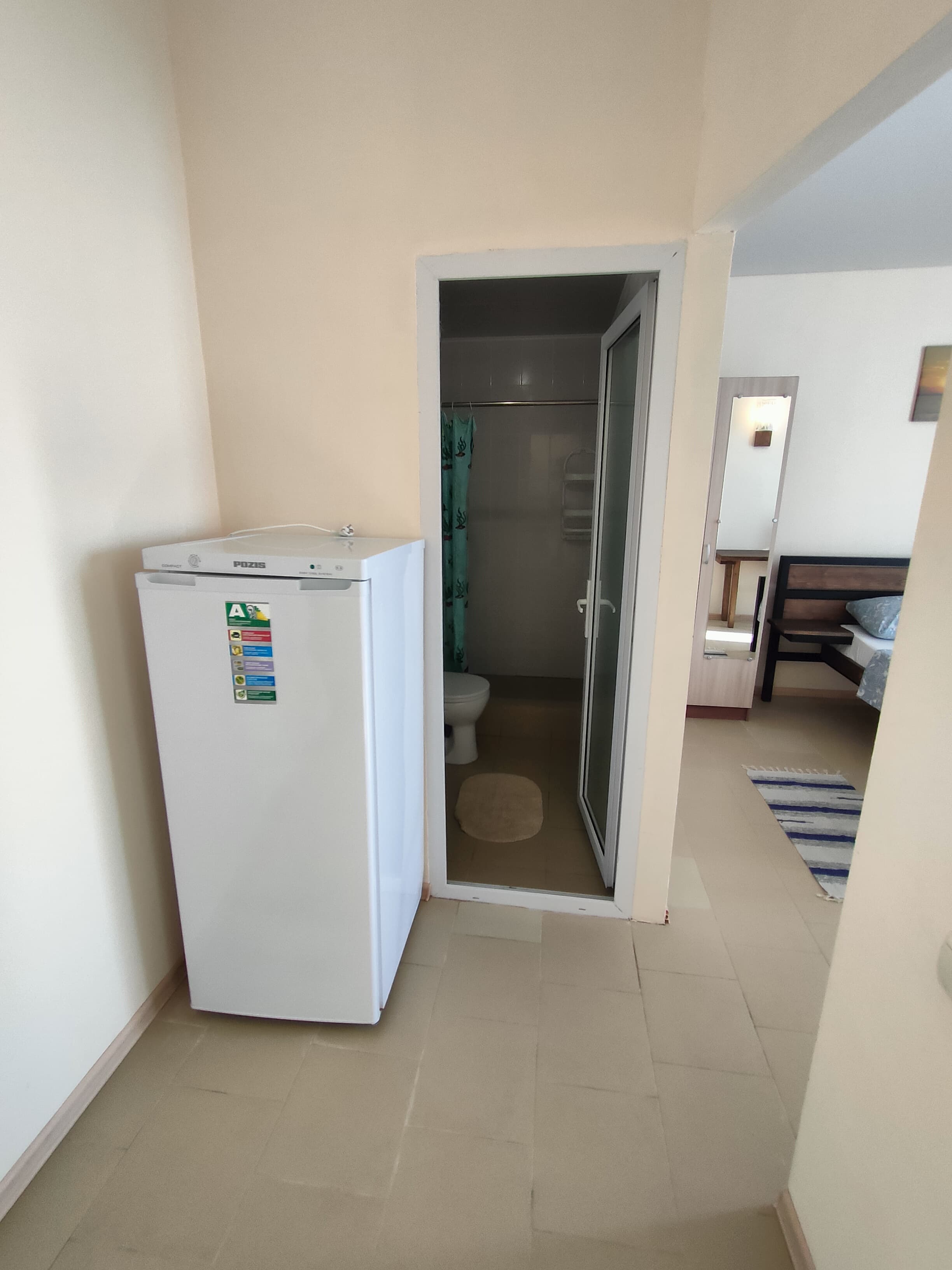 Коридор в однокомнатном номере гостевого дома Бухта Ветров